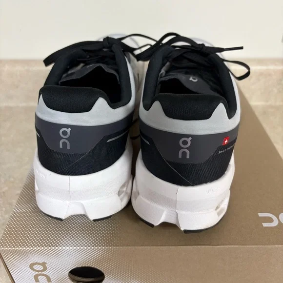 On Running Cloudvista 2 - Picture 5 of 9